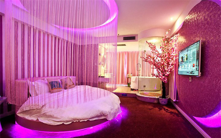 鄭州山楂樹連鎖情侶主題酒店客房裝修設(shè)計案例 鄭州山楂樹連鎖情侶主題酒店客房裝修設(shè)計案例