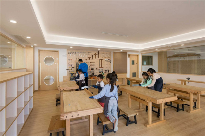 原木色幼兒園教室裝修設計方案