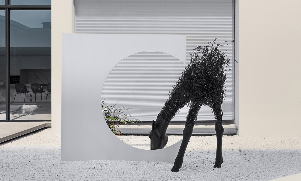 鄭州宏鈺堂辦公裝修公司推薦黑白灰極致美感辦公設計方案 鄭州宏鈺堂辦公裝修公司推薦黑白灰極致美感辦公設計方案