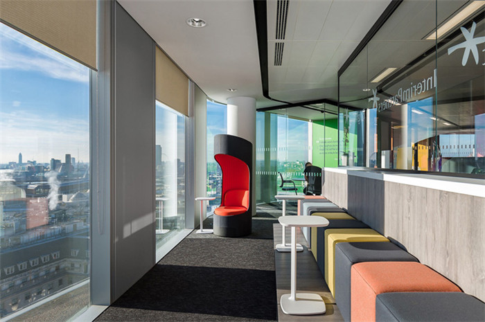 開放協作的咨詢公司辦公室裝修設計圖 開放協作的咨詢公司辦公室裝修設計圖