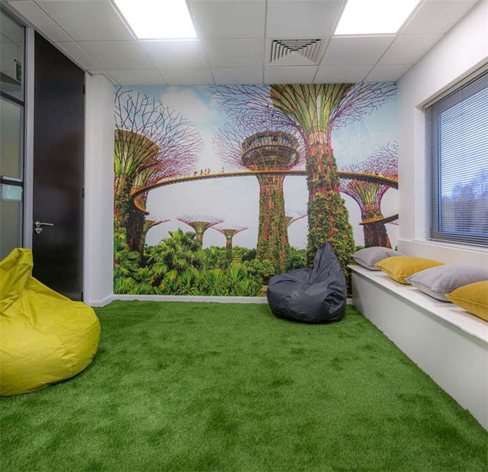 活力動感的時尚商業咨詢公司辦公室升級改造裝修方案 活力動感的時尚商業咨詢公司辦公室升級改造裝修方案