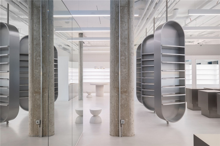 純凈自然的商業店面裝修案例 ZALANDO美容店設計賞析 純凈自然的商業店面裝修案例 ZALANDO美容店設計賞析