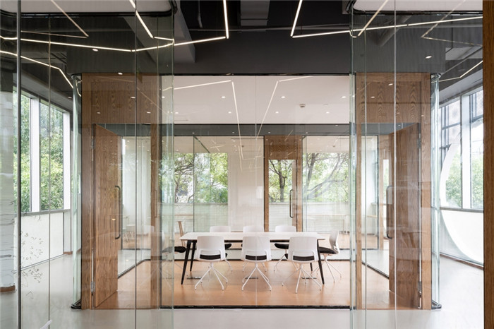 明亮通透的編程教育培訓中心裝修實景圖