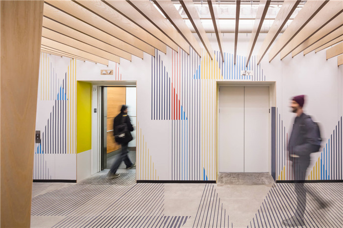 去企業(yè)化創(chuàng)意辦公設(shè)計(jì)  微軟研發(fā)中心辦公室裝修實(shí)景圖