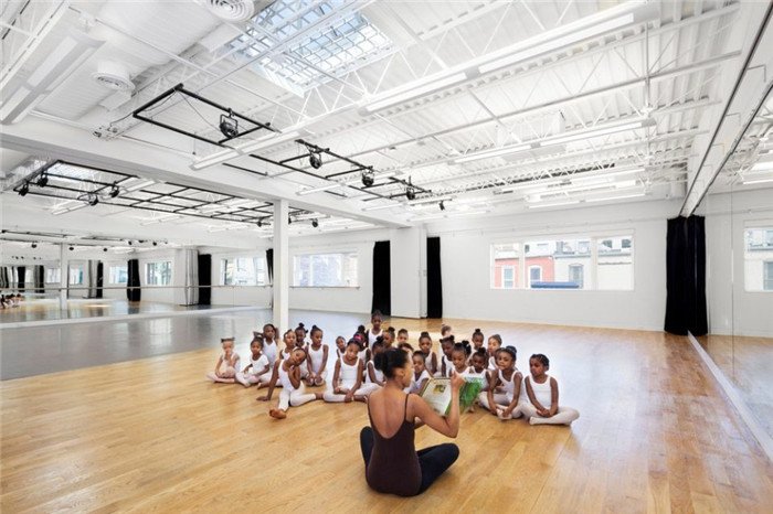 舞蹈教室裝修設(shè)計(jì)方案