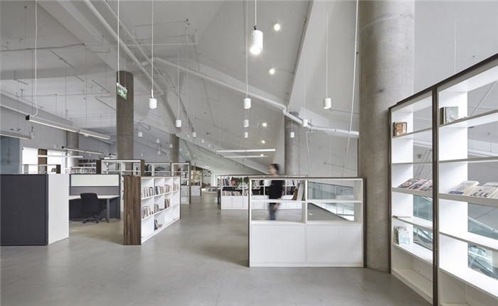 開放式多元化實力文化傳媒集團辦公樓設計裝修實景圖 開放式多元化實力文化傳媒集團辦公樓設計裝修實景圖