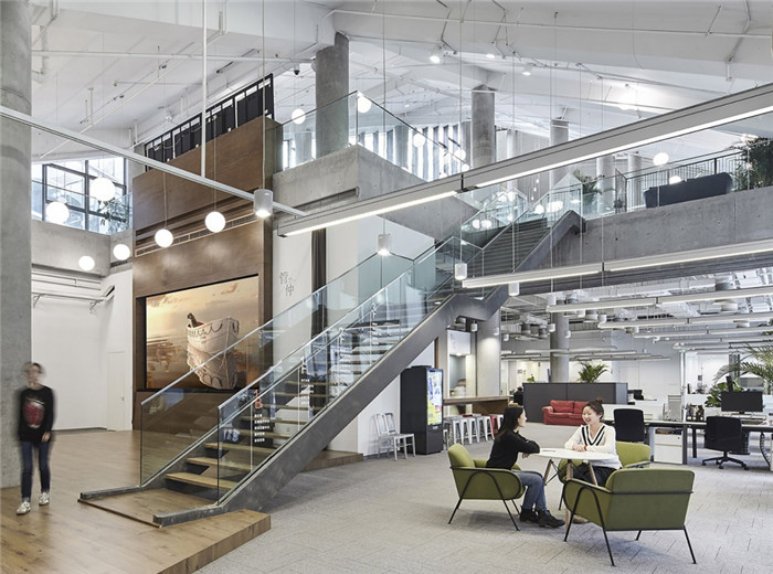 開放式多元化實力文化傳媒集團辦公樓設計裝修實景圖 開放式多元化實力文化傳媒集團辦公樓設計裝修實景圖
