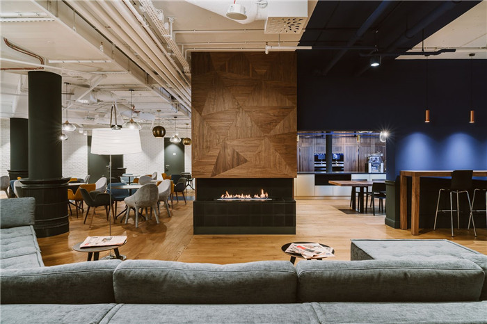 超大公共空間 時尚優雅的現代風IT公司辦公室裝修實景圖 超大公共空間 時尚優雅的現代風IT公司辦公室裝修實景圖