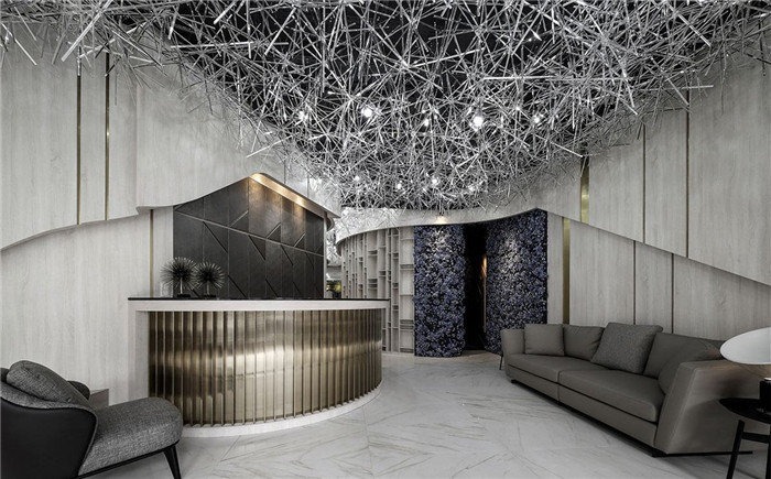 精致大氣的高端美發(fā)沙龍會(huì)所接待大廳裝修設(shè)計(jì)實(shí)景圖