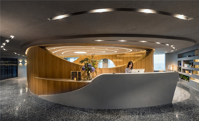 辦公、禪修、活動為一體的多元化商業(yè)空間裝修案例