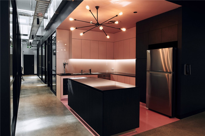 時尚簡約的開放休息區裝修設計實景圖