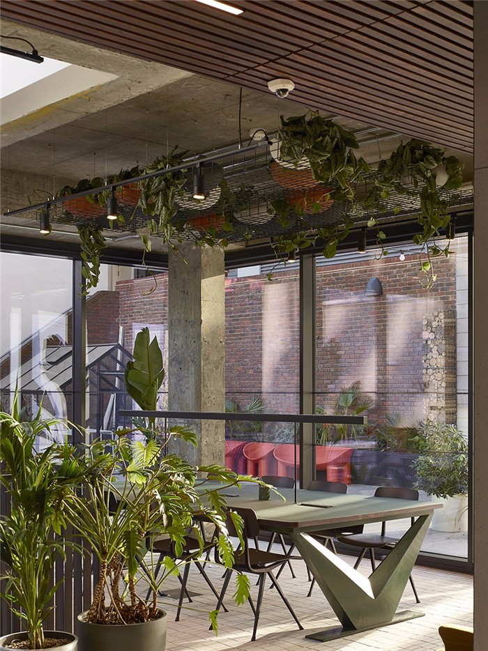 露臺空間休息區設計實景圖