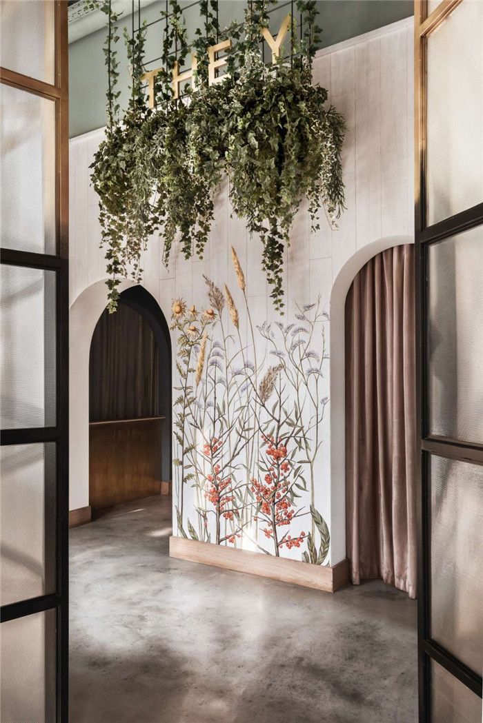 以優雅與復古為名  They多功能融合主題餐廳設計案例