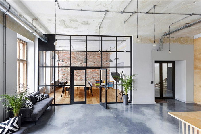 創意簡約風辦公室裝修設計會議室實景圖 創意簡約風辦公室裝修設計會議室實景圖