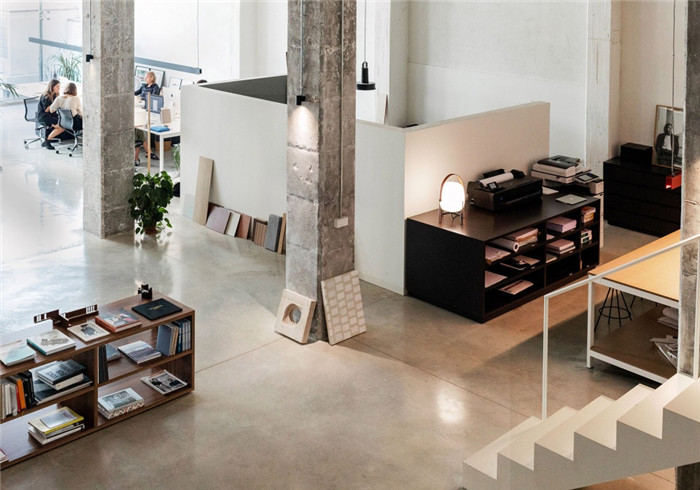 靈活隨性的新型辦公空間裝修設計施工實景圖