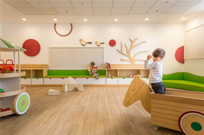 以色列創意蔬果主題幼兒園公共空間裝修設計