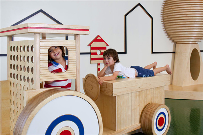 充滿童趣和生活氣息的以色列幼兒園游戲區(qū)裝修設計方案 充滿童趣和生活氣息的以色列幼兒園游戲區(qū)裝修設計方案