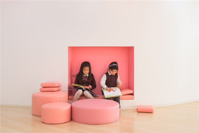 首爾花朵幼兒園休息閱讀區裝修設計