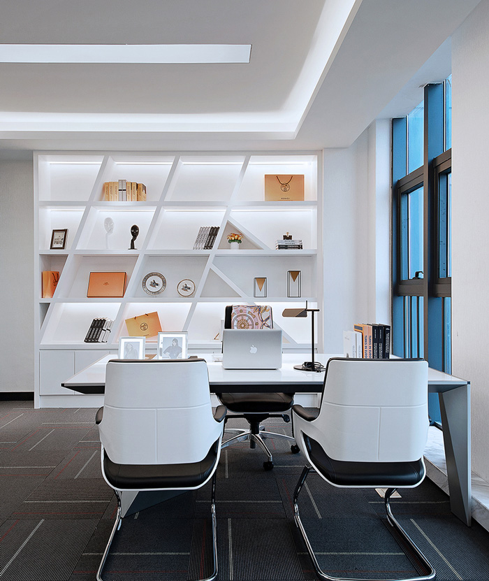 鄭州辦公室經(jīng)理辦公區(qū)裝修 鄭州辦公室經(jīng)理辦公區(qū)裝修