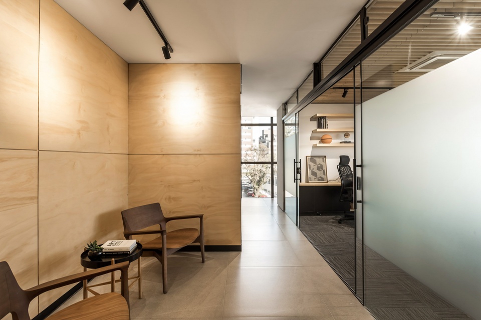 企業總部辦公室洽談區裝修