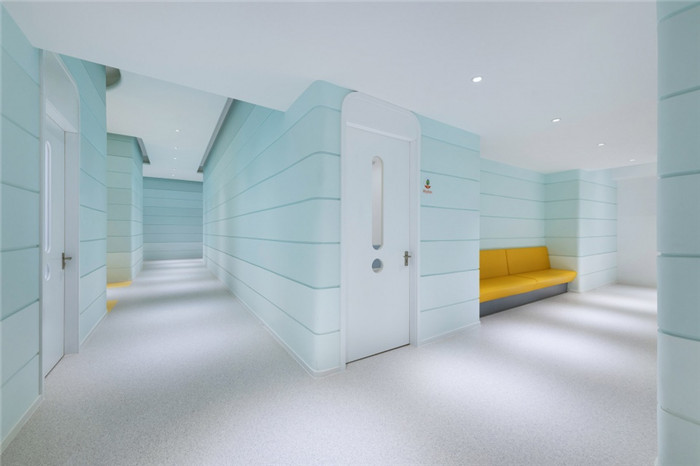 創(chuàng)意簡(jiǎn)約風(fēng)兒童鋼琴培訓(xùn)機(jī)構(gòu)走廊裝修設(shè)計(jì)效果圖 創(chuàng)意簡(jiǎn)約風(fēng)兒童鋼琴培訓(xùn)機(jī)構(gòu)走廊裝修設(shè)計(jì)效果圖