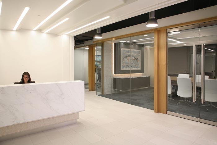 鄭州辦公室前臺裝修