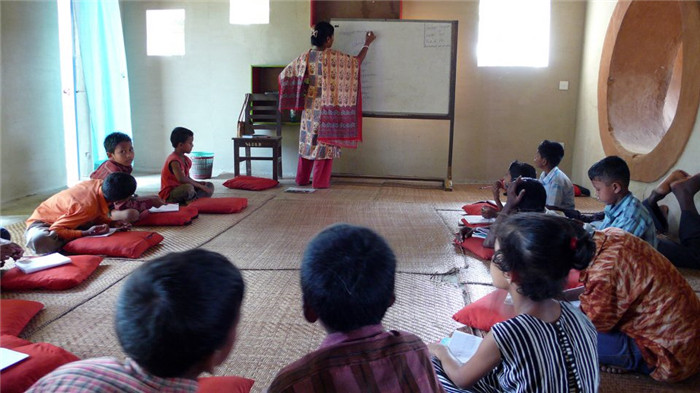 南亞傳統居民土著特色學校教室裝修設計效果圖 南亞傳統居民土著特色學校教室裝修設計效果圖