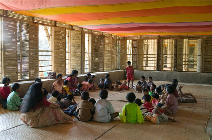 南亞傳統居民土著特色學校教室裝修設計效果圖 南亞傳統居民土著特色學校教室裝修設計效果圖
