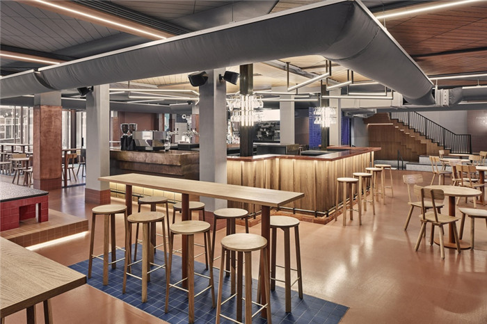 色彩繽紛活力無限的Foodhallen美食廣場裝修設計方案