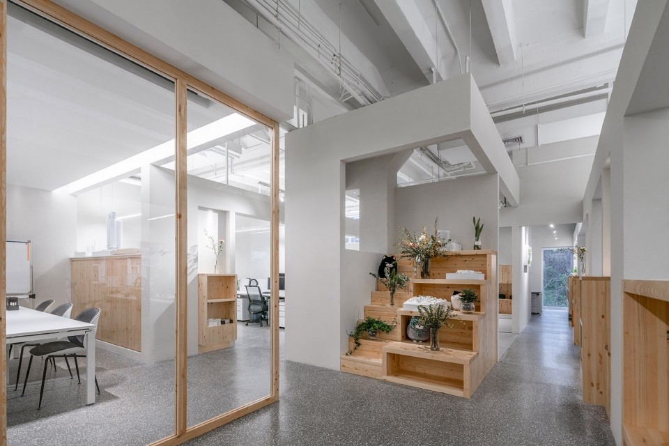 建筑設(shè)計有限公司小而美的辦公室裝修實(shí)景圖 建筑設(shè)計有限公司小而美的辦公室裝修實(shí)景圖