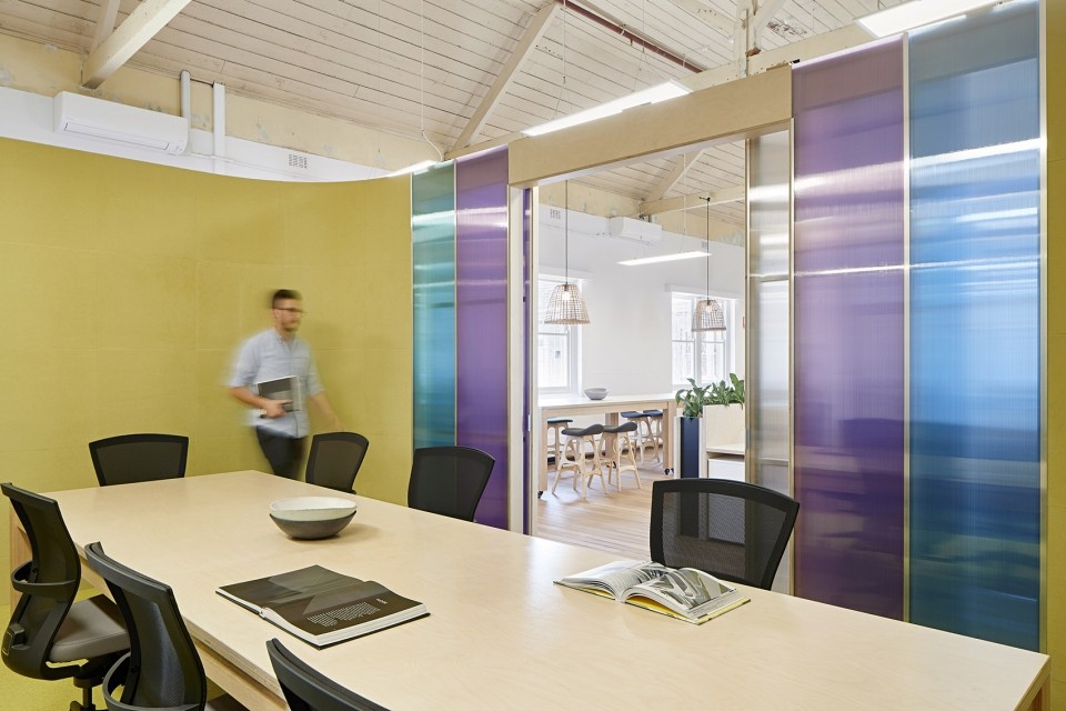 小而美的辦公室會議室裝修案例 小而美的辦公室會議室裝修案例