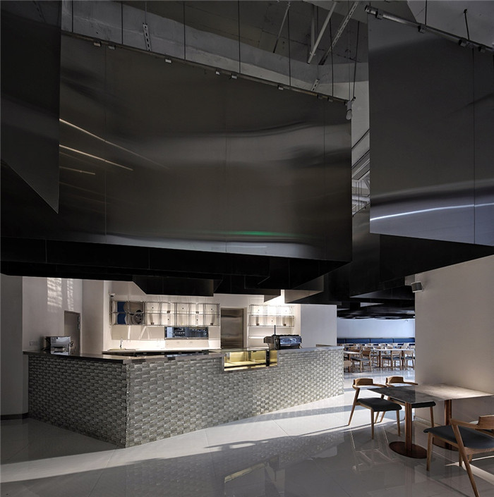 特色網(wǎng)紅餐廳設計推薦:Auvers餐廳裝修設計案例 特色網(wǎng)紅餐廳設計推薦:Auvers餐廳裝修設計案例