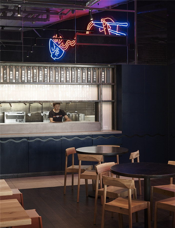 傳統(tǒng)和當(dāng)代日本文化碰撞 特色日式拉面店裝修設(shè)計方案 傳統(tǒng)和當(dāng)代日本文化碰撞 特色日式拉面店裝修設(shè)計方案