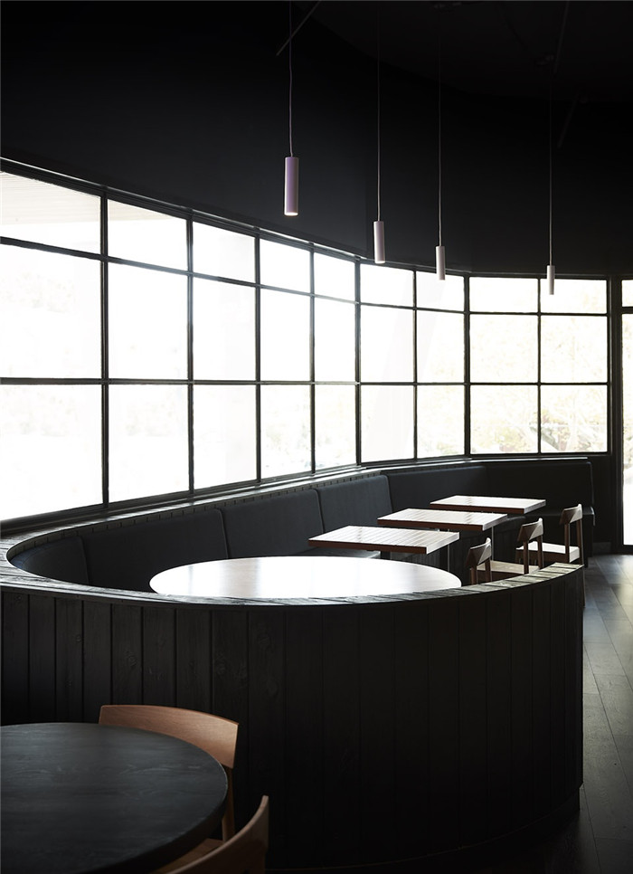 傳統(tǒng)和當(dāng)代日本文化碰撞 特色日式拉面店裝修設(shè)計方案 傳統(tǒng)和當(dāng)代日本文化碰撞 特色日式拉面店裝修設(shè)計方案