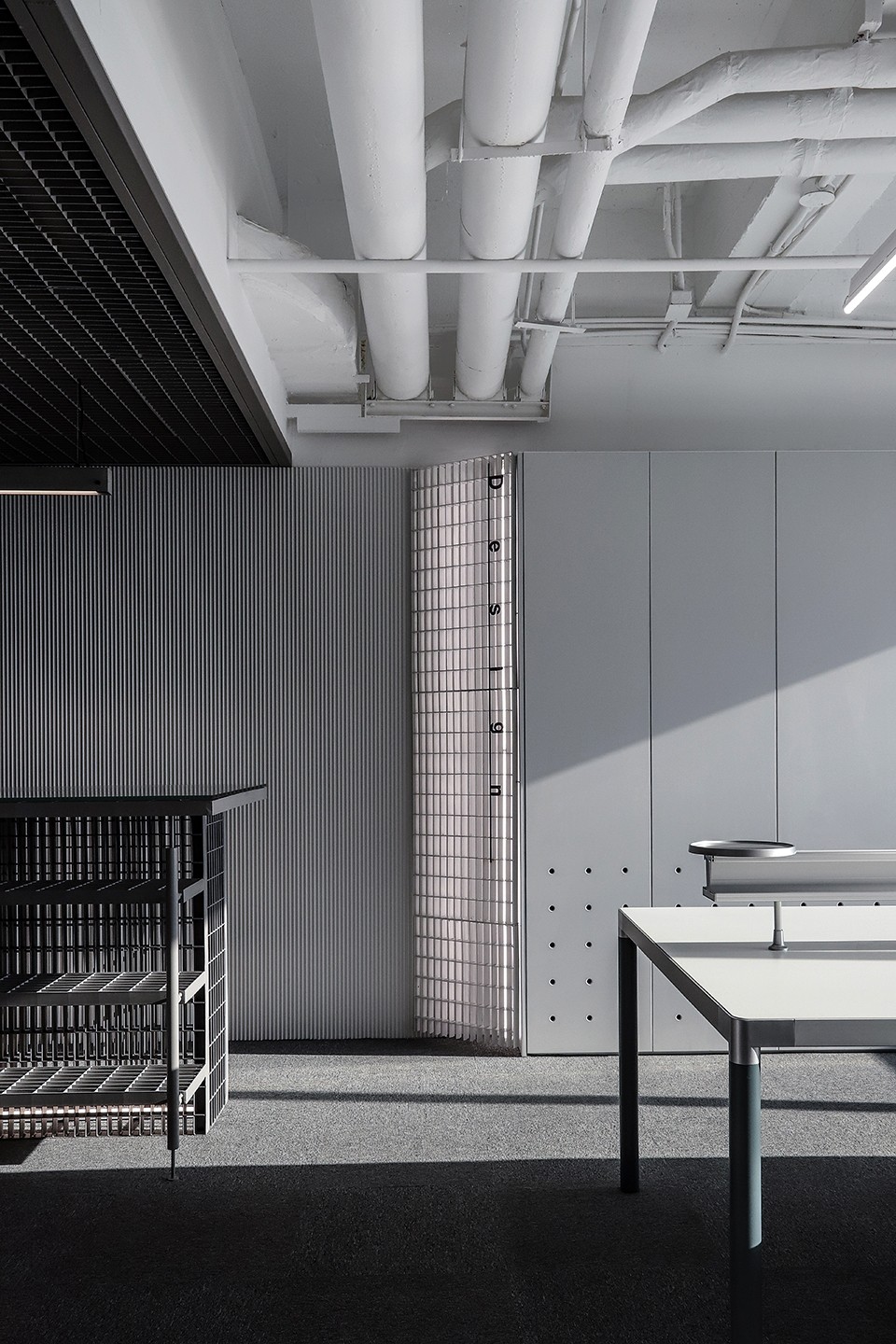 金屬風(fēng)辦公室裝修設(shè)計 金屬風(fēng)辦公室裝修設(shè)計