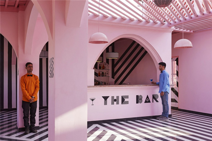 怪誕美學 印度粉紅斑馬特色藝術主題餐廳裝修設計方案 怪誕美學 印度粉紅斑馬特色藝術主題餐廳裝修設計方案
