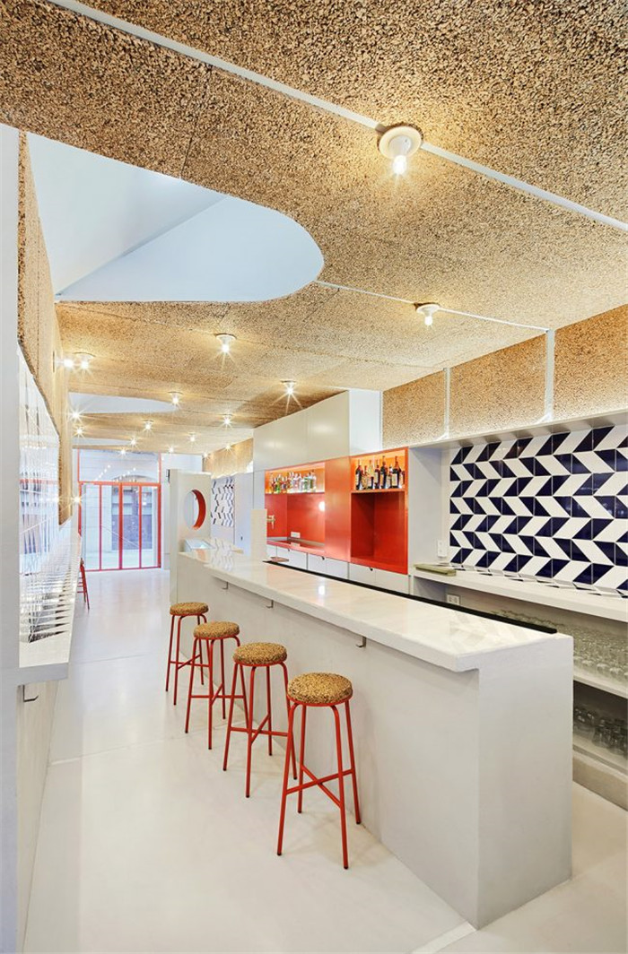 酒吧吧臺改造裝修