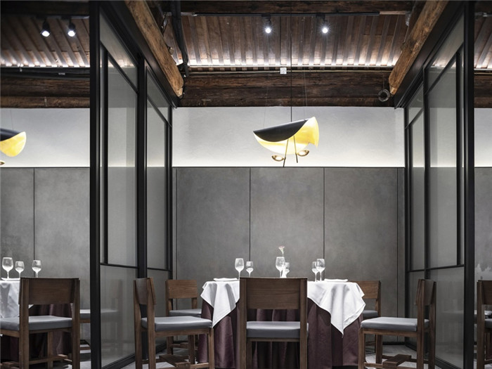 傳統(tǒng)文化與當(dāng)代美學(xué)相融合的四合院主題餐廳裝修設(shè)計(jì)圖 傳統(tǒng)文化與當(dāng)代美學(xué)相融合的四合院主題餐廳裝修設(shè)計(jì)圖