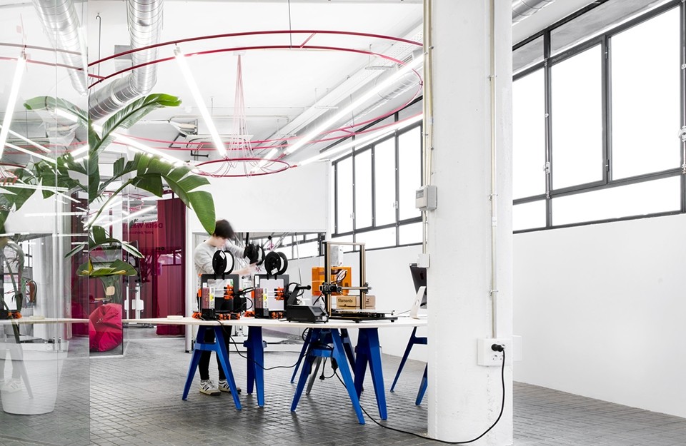 創新辦公室創意臺裝修 創新辦公室創意臺裝修