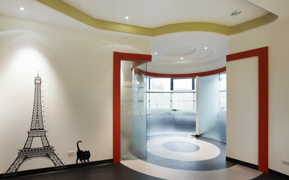 鄭州宏鈺堂分享300平軟件公司趣味辦公室裝修設(shè)計(jì)實(shí)景圖 鄭州宏鈺堂分享300平軟件公司趣味辦公室裝修設(shè)計(jì)實(shí)景圖