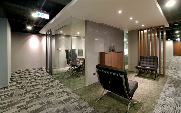 1700平現(xiàn)代簡約風(fēng)集團(tuán)總部辦公室改造裝修設(shè)計實景圖 1700平現(xiàn)代簡約風(fēng)集團(tuán)總部辦公室改造裝修設(shè)計實景圖