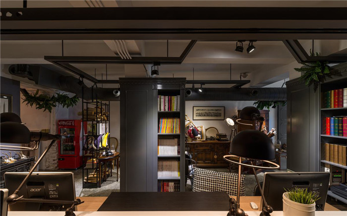 復古工業風軟裝家具公司辦公兼展廳裝修設計方案