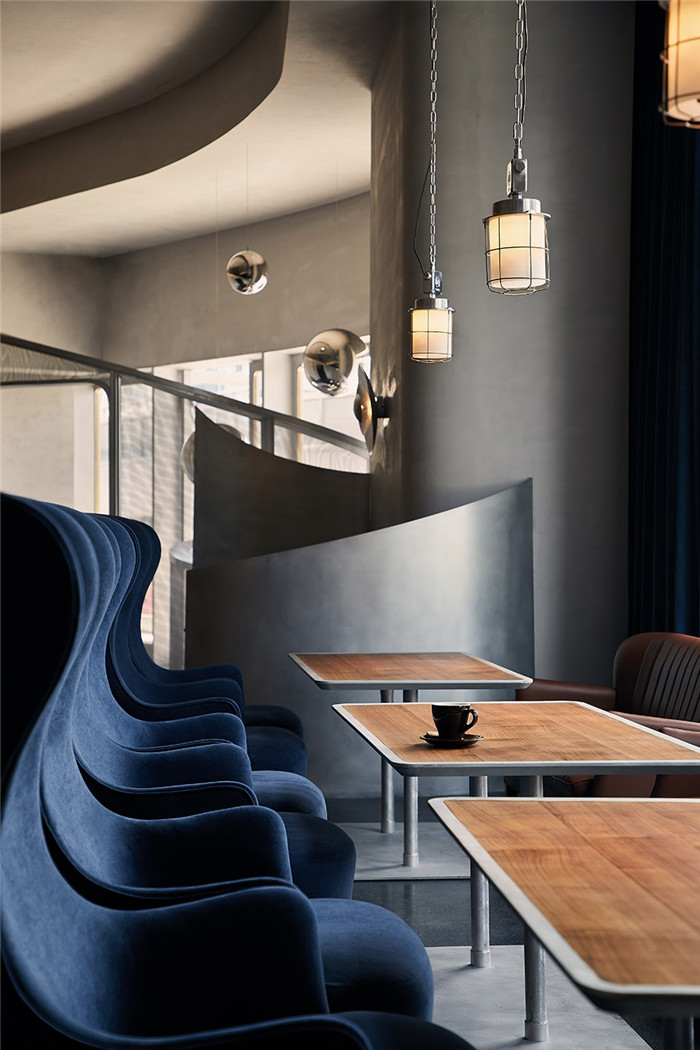 鄭州宏鈺堂分享西餐酒吧混合業態餐廳裝修設計案例