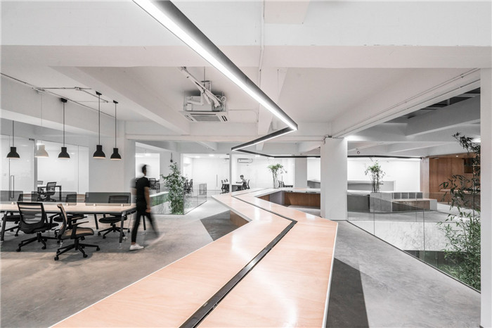 鄭州裝修公司推薦現(xiàn)代通透廠房辦公樓辦公區(qū)改造設(shè)計方案