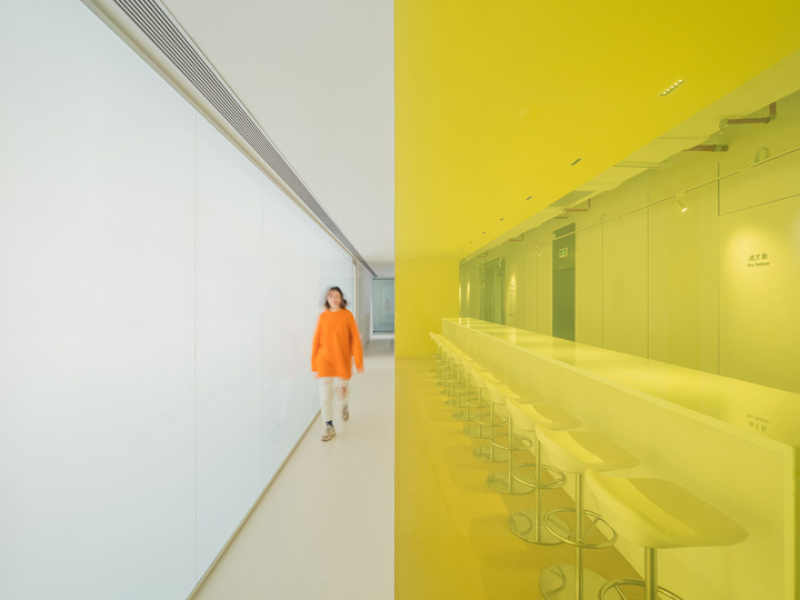 極簡風海鏈科技深圳總部辦公室裝修設計實景圖 極簡風海鏈科技深圳總部辦公室裝修設計實景圖