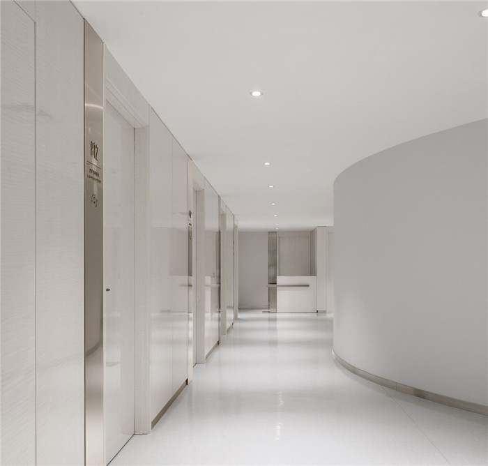 醫美藝術 北京塑研醫美整形機構手術層走廊裝修設計實景圖 醫美藝術 北京塑研醫美整形機構手術層走廊裝修設計實景圖