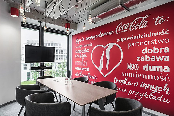 溫暖的工業(yè)風(fēng)可口可樂(lè)華沙總部辦公樓裝修設(shè)計(jì)實(shí)景圖 溫暖的工業(yè)風(fēng)可口可樂(lè)華沙總部辦公樓裝修設(shè)計(jì)實(shí)景圖