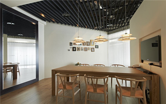 鄭州宏鈺堂分享不錯的混搭風辦公室裝修設計實景圖