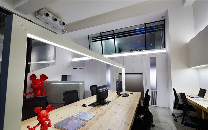 100平LOFT極簡風辦公室裝修改造辦公區設計案例