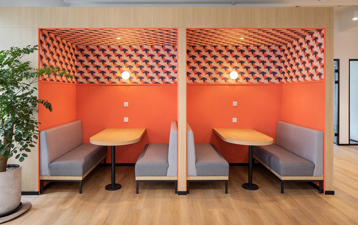 時尚簡歐風傳播咨詢公司辦公室休閑洽談區裝修設計方案